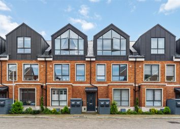 Thumbnail Flat to rent in Kingston Upon Thames