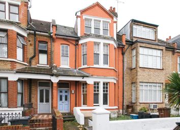 Thumbnail Flat to rent in Cranwich Road, Stoke Newington