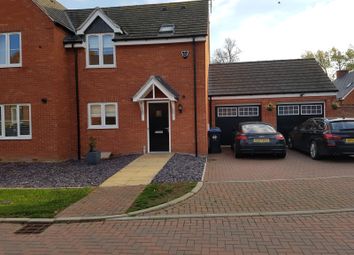 3 Bedroom Semi-detached house for rent