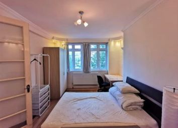 Thumbnail 3 bedroom flat to rent in Townshend Court, Regent's Park, London