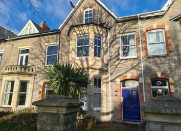 Thumbnail 1 bed flat to rent in Clive Place, Penarth