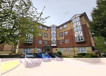 Thumbnail 3 bed flat for sale in Knights Field, Luton