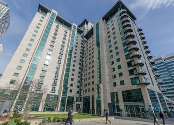 Thumbnail 2 bedroom flat to rent in Discovery Dock, Canary Wharf, London