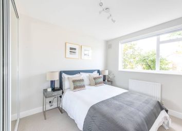 Thumbnail 2 bedroom flat to rent in Callow Street, Chelsea, London