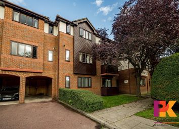 Thumbnail 1 bed flat to rent in Litton Court, High Wycombe