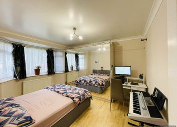 Thumbnail Maisonette for sale in Lowther Road, Stanmore