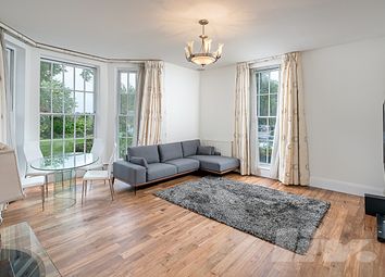 3 Bedrooms Flat to rent in Princess Park Manor, Royal Drive, Frien Barnet N11