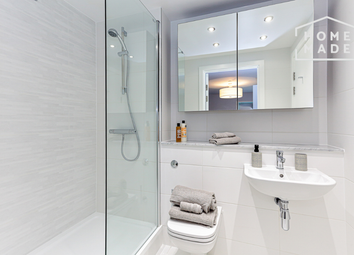 08050Daff8320F3058B6663Eb431