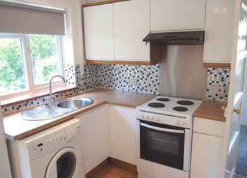 Thumbnail Flat to rent in Highwood Crescent, High Wycombe