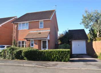 3 Bedrooms Detached house for sale in Woodfield Way, Theale, Reading RG7
