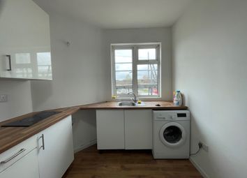 Thumbnail Studio to rent in Montagu Road, London