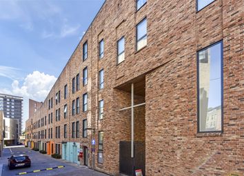 1 bed property to rent in Tabernacle Gardens, London E2