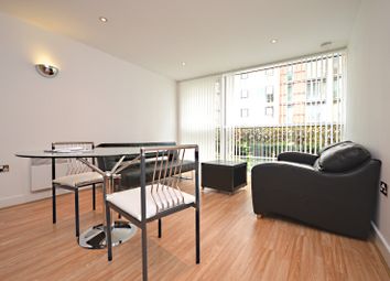 1 Bedrooms Flat to rent in Baltic Apartment, 11 Western Gateway, Royal Victoria, London E16