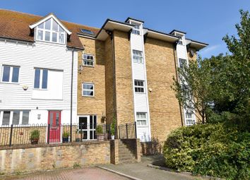 Thumbnail Flat for sale in Medway Court, Aylesford