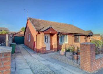 2 Bedrooms Bungalow for sale in Aberfield Drive, Crigglestone, Wakefield WF4