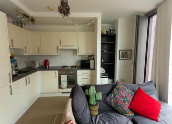 Thumbnail Flat to rent in Marsh Wall, London, Greater London