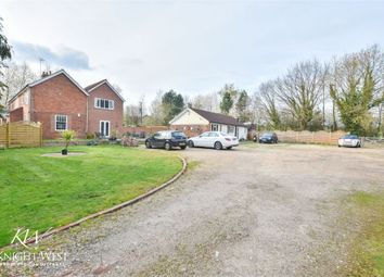 4 Bedrooms Semi-detached house for sale in Bakers Lane, Colchester, Essex CO3