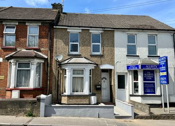 Thumbnail Maisonette to rent in Cuxtonroad, Strood