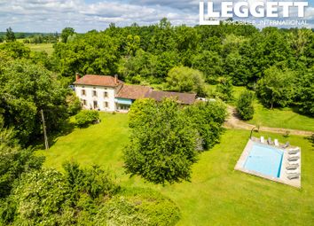 Thumbnail 10 bed villa for sale in Saint-Pé-Saint-Simon, Lot-Et-Garonne, Nouvelle-Aquitaine