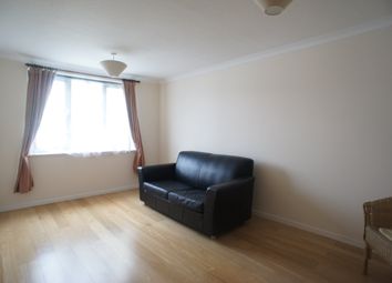 1 Bedrooms Flat to rent in Stapleford Close, Chingford, London E4
