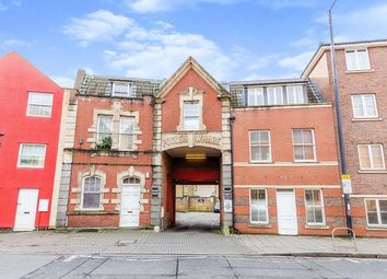 Thumbnail 2 bedroom flat for sale in Hotwell Road, Bristol