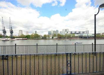 Thumbnail 2 bedroom flat to rent in Quay View Apartments, Isle Of Dogs, London