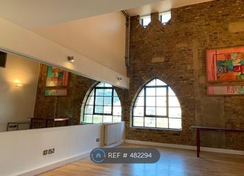 2 Bedrooms Flat to rent in Rotherhithe Street, London SE16