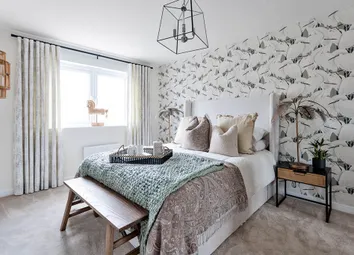 Main Bedroom With Space For Wardrobes