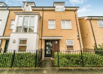 Thumbnail 4 Bed Town House To Rent In Whale Avenue Reading Thumbnail 4 Bed Town House To Rent In Whale Avenue Reading