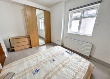 Thumbnail Property to rent in Balfour Road, Hounslow