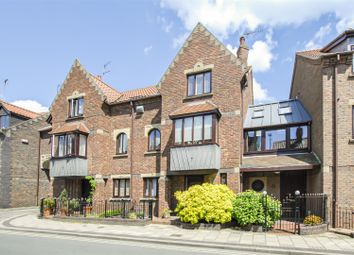 Thumbnail Terraced house for sale in Eastgate, Beverley