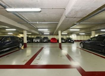 0 Bedrooms Parking/garage to rent in York House Place, Kensington W8