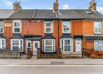 2 bed property for sale in Holland Road, Maidstone, Kent ME14