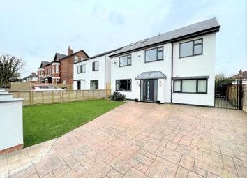 Impressive 5 Bedroom Detached Family Home