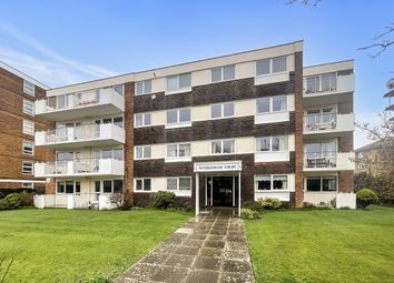Thumbnail 2 bed flat for sale in Grand Avenue, Worthing