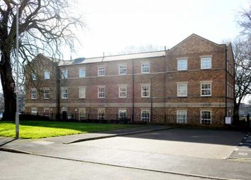 2 Bedrooms Flat for sale in Chaloner Grove, Wakefield WF1