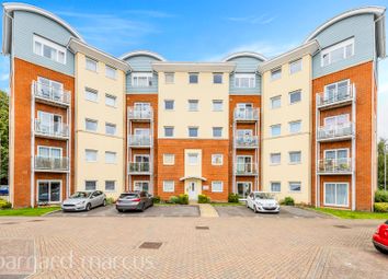 Thumbnail Flat to rent in Yoxall Mews, Redhill