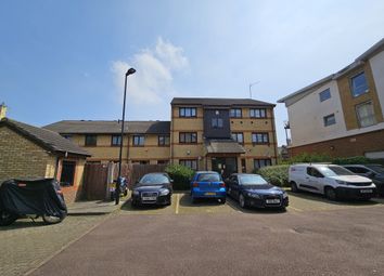 Thumbnail Flat for sale in Rawsthorne Close, London