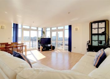 2 Bedrooms Flat for sale in Langbourne Place, London E14