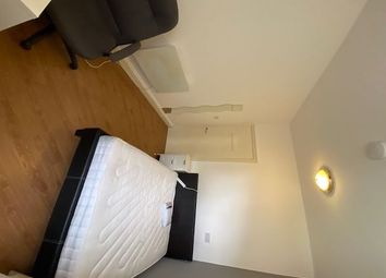 Thumbnail Room to rent in Broomfield Road, Earlsdon, Coventry