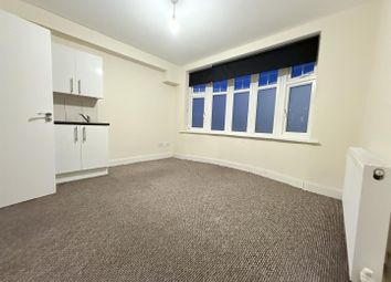 Thumbnail Property to rent in Chartley Avenue, London