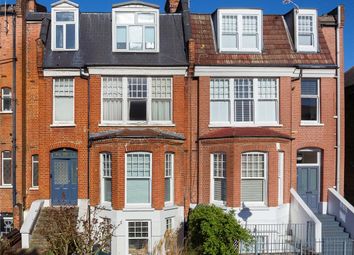 2 Bedrooms Flat for sale in Fairfield Road, Crouch End, London N8