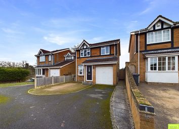 Thumbnail 3 bed detached house for sale in Longcroft Close, Chesterfield