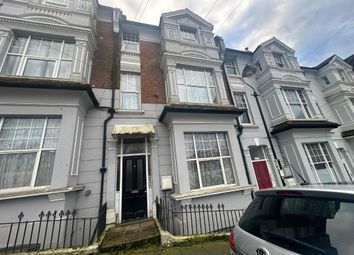 Thumbnail Flat to rent in St Johns Road, St Leonards On Sea, East Sussex