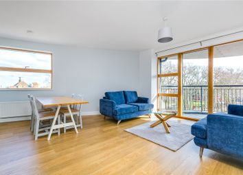 2 Bedrooms Flat to rent in Holland House, 42 Newington Green, London N16