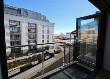 Thumbnail Flat to rent in 1 Pier View Apartments, Clarendon Road, Southsea