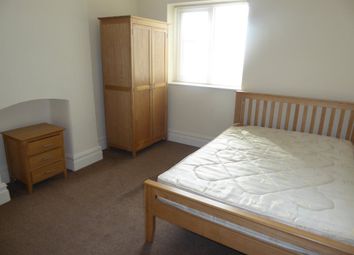 Thumbnail Room to rent in Feversham Crescent, York, North Yorkshire