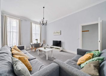Thumbnail 1 bedroom flat for sale in Lakeside Road, London