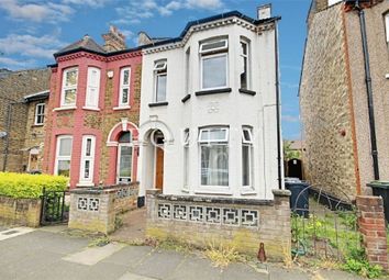 2 Bedroom End terrace house for sale