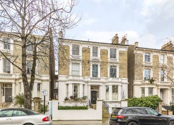 1 Bedrooms Flat to rent in Oxford Gardens, North Kensington W10